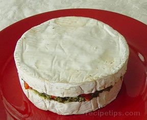 Baked Brie, Pesto and Peppers Recipe