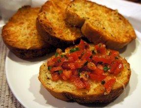 Easy Tomato Bruschetta Recipe