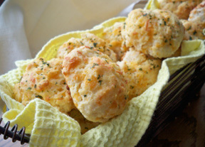 garlic cheddar biscuits Recipe