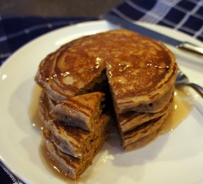 100 calorie cinnamon pancakes Recipe