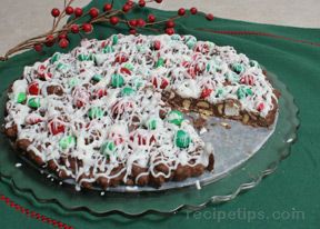 Holiday Chocolate Pizza