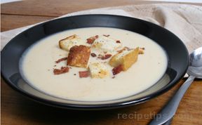 creamy potato soup with bacon croutons Recipe