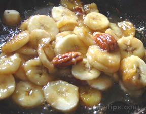 caramel glazed bananas with pecans Recipe