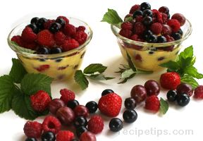 Berry Bonanza  in Custard Sauce Recipe