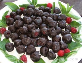 Chocolate Covered Raspberries