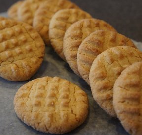 Crispy Peanut Butter Cookies Recipe
