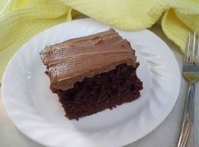 moist chocolate cake with fudge frosting Recipe