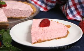 creamy strawberry pie Recipe