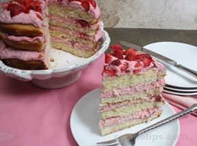 Vanilla Butter Cake with Strawberry Whipped Cream