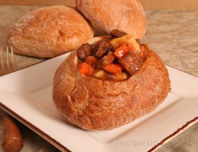 Easy Beef Stew in Bread Bowl