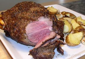 Leg of Lamb in a Pepper Crust