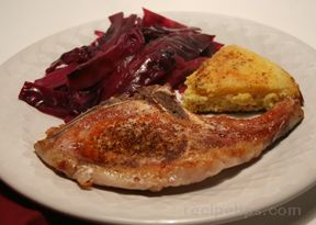 pork chops with braised red cabbage Recipe