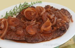 Round Steak Smothered in Onions