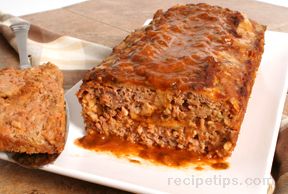 Turkey Meat Loaf with Cheese and Spinach Sauce