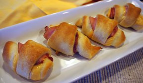 Ham and Cheesy Roll Ups Recipe