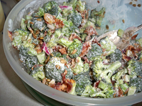 broccoli and bacon salad Recipe