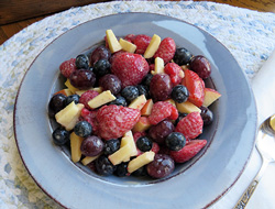 Fresh Fruit with Brown Sugar Dressing