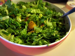 mandarin orange lettuce salad with carmelized almonds Recipe