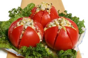 Spicy Corn Stuffed Tomato Salad