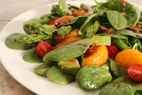 Spinach Asparagus Tomato and Orange Salad