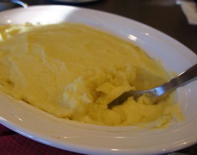 Extra Creamy Garlic Mashed Potatoes Recipe