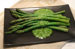 asparagus with cilantro sauce Recipe