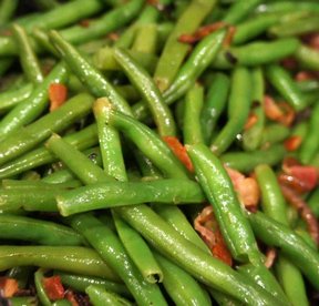 Bacon and Shallot Smothered Green Beans Recipe