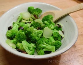 Broccoli with Kalamata Vinaigrette