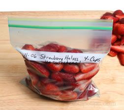 All About Strawberries - How To Cooking Tips - RecipeTips.com