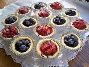 Mini Fruit Cheesecakes