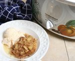Slow Cooker Apple and Cinnamon Bread Pudding