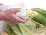 Remove Sweet Corn Silk Easily